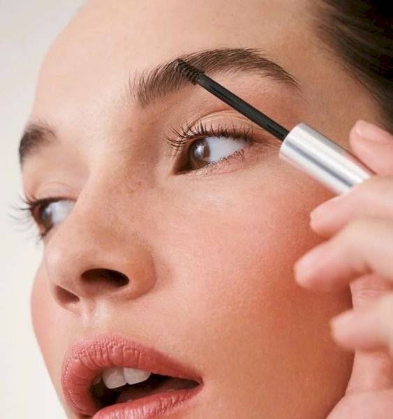 Delineado de cejas
