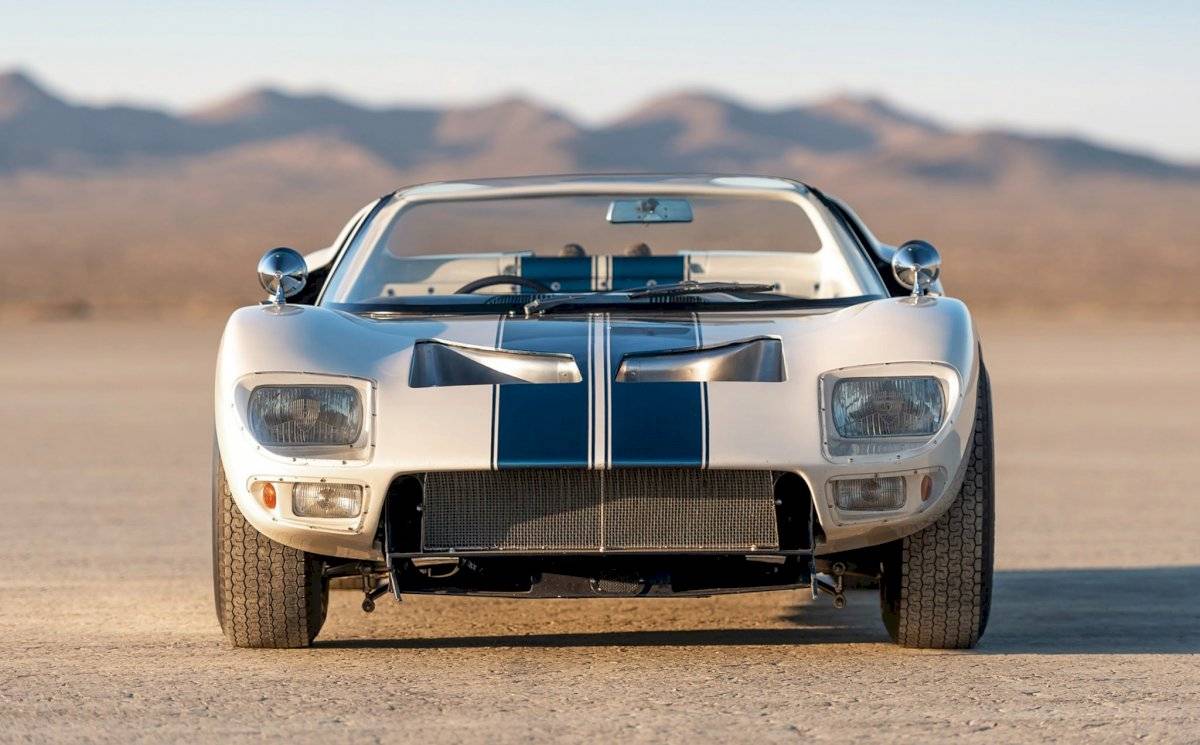 fordgt40roadster-bfa2d6a1e5f9c060d4b1e3cd8c0182ec.jpg
