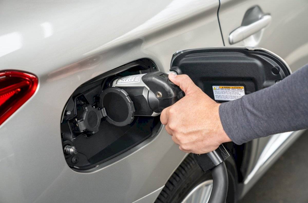Mitsubishi Outlander PHEV
