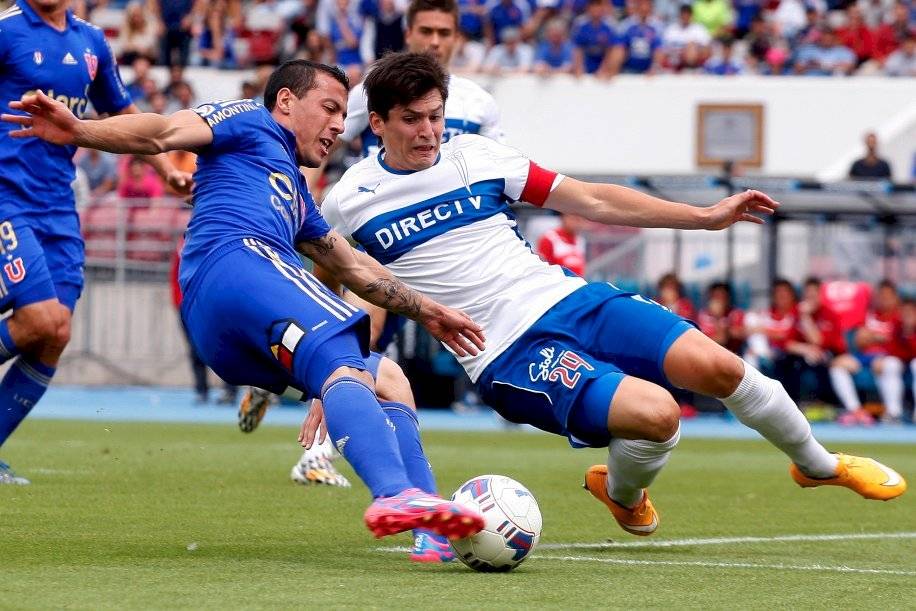 En 2014 Parot y Ubilla vivieron un caliente clásico en el Estadio Nacional / Foto: Photosport