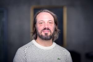 PREGUNTAS Y RESPUESTAS Rasmus Leander Nielsen Departamento de Ciencias Sociales, Ilisimatusarfik - Universidad de Groenlandia
