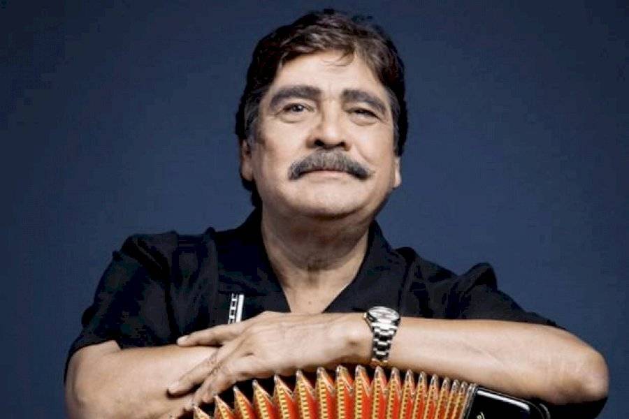 Resultado de imagen para CELSO PIÑA Y CONTROL MACHETE