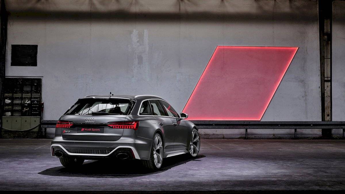 audirs6avant2020-5455bc85b42f2b81bd63a81167d52f25.jpg