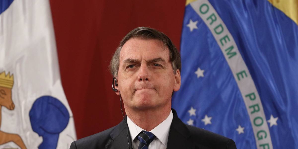 Bolsonaro rechaza ayuda del G7 para combatir incendios en la Amazonía