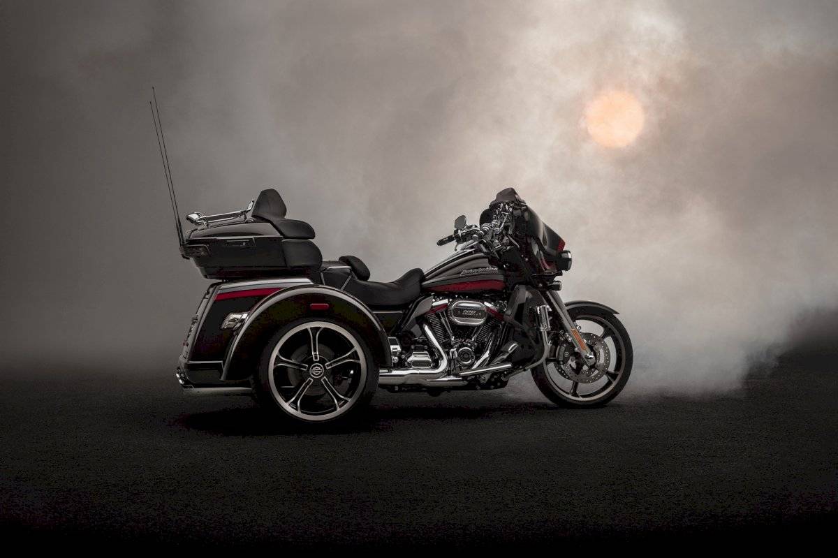 harleydavidsontr-2cf531b5cafdcb9e9667fb65cebd2bbd.jpg