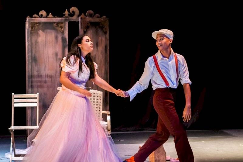 Teatro Cúcara-Mácara