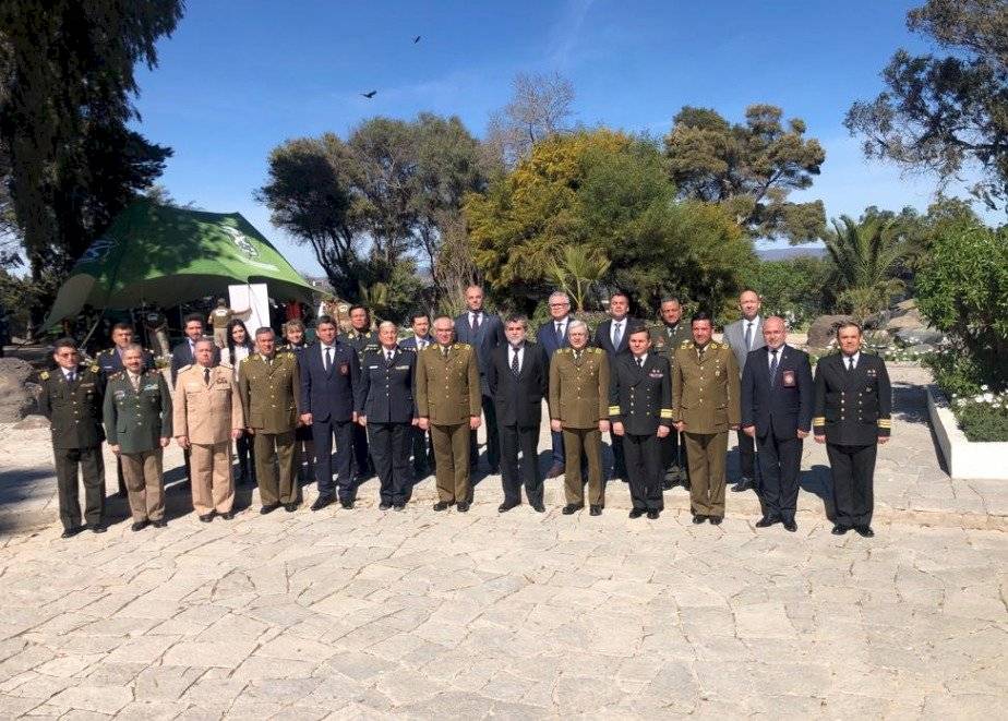 Grupo de autoridades