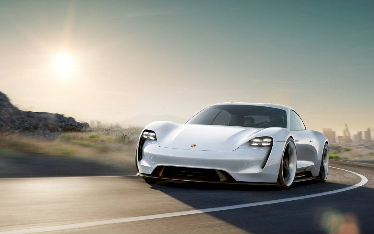 porschetaycanveh-f2799cb420bf33f0bfb670961462c368.jpg