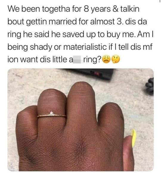 anillo de compromiso
