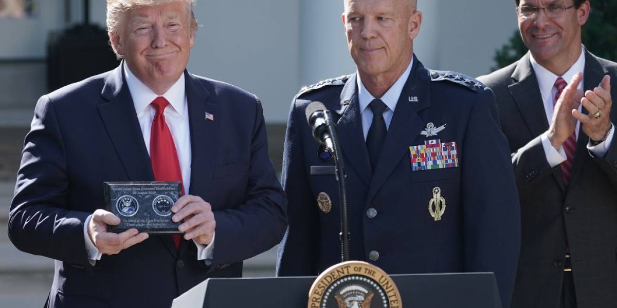 Spacecom: Donald Trump anunció oficialmente la Fuerza militar Espacial