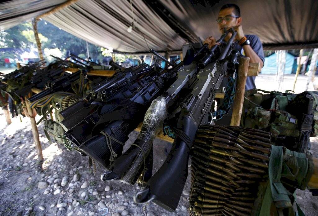 Militantes de las FARC retoman las armas