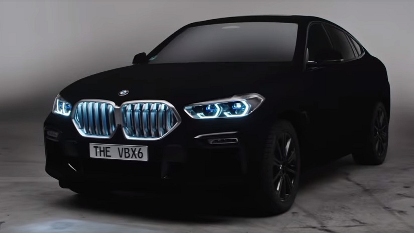 BMW muestra su nuevo auto el cual es el más negro del mundo