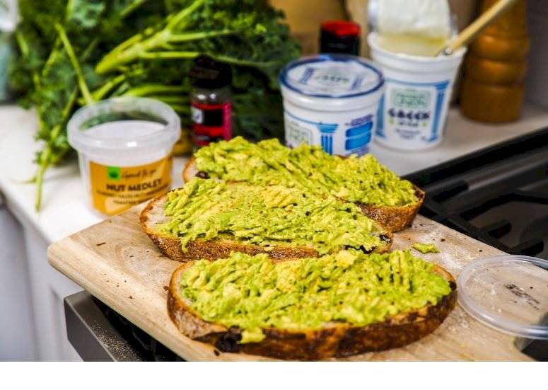 aguacate2-a63e3d6e15a9c81ba7a4c30f1f0d3fd6.jpg