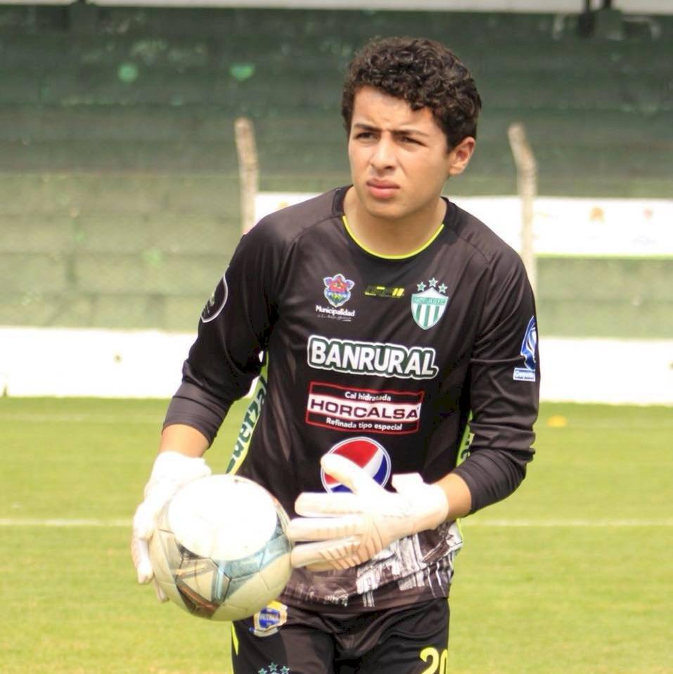 Diego Navas a la filial del Pachuca