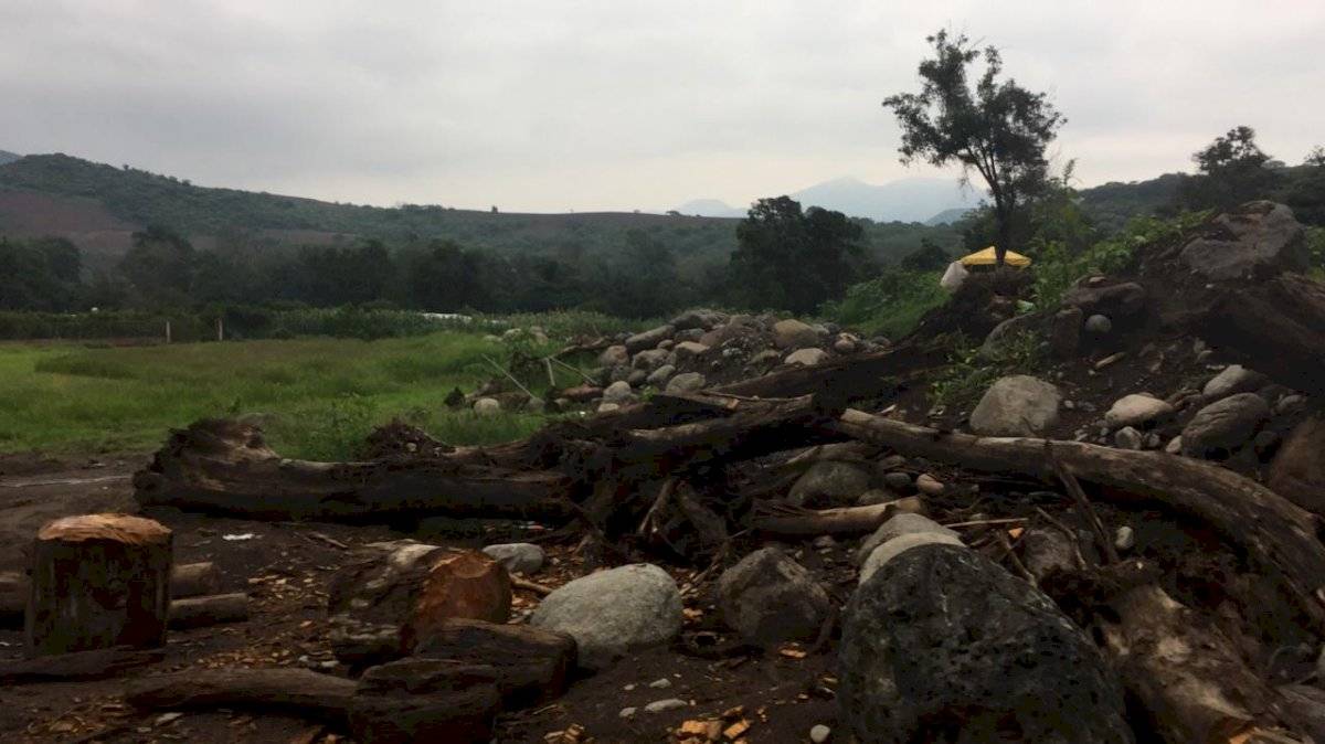 Río de San Gabriel se desbordó de nuevo, no reportan víctimas