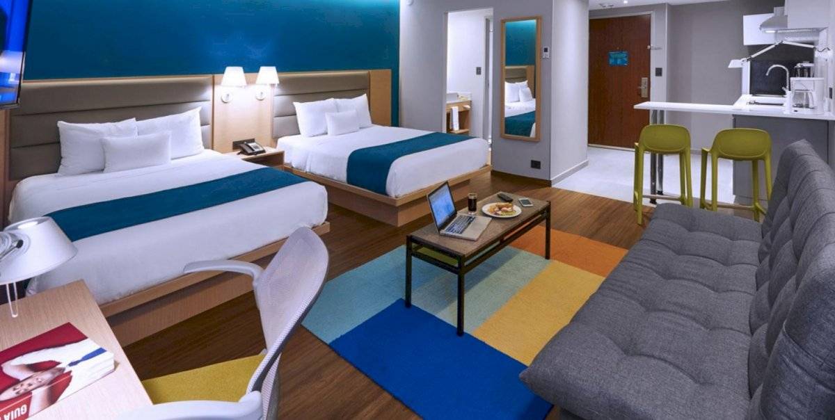 Hotel City Express Suites