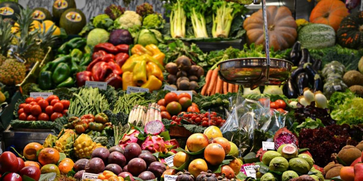 Chile y Alibaba cerraron acuerdo para crear supermercado digital con productos chilenos en China