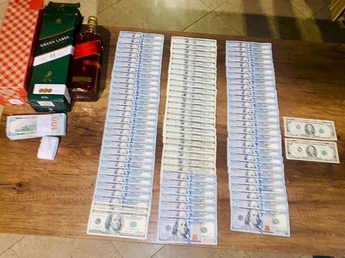 Dinero con el que intentó sobornar juez de Pastaza