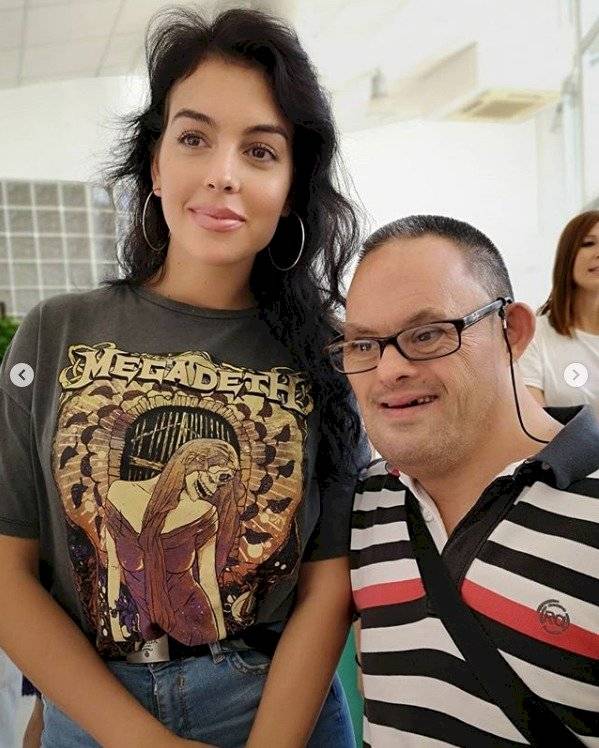 Georgina Rodríguez Fundación Esfera Síndrome de Down