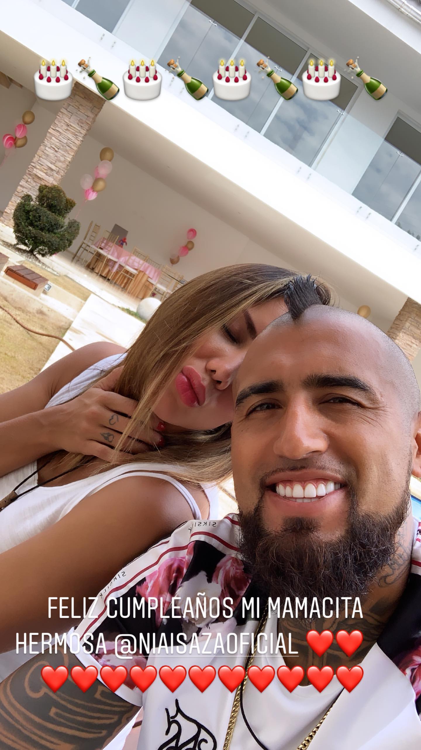 Arturo Vidal y Sonia Isaza Arturo Vidal y Sonia Isaza