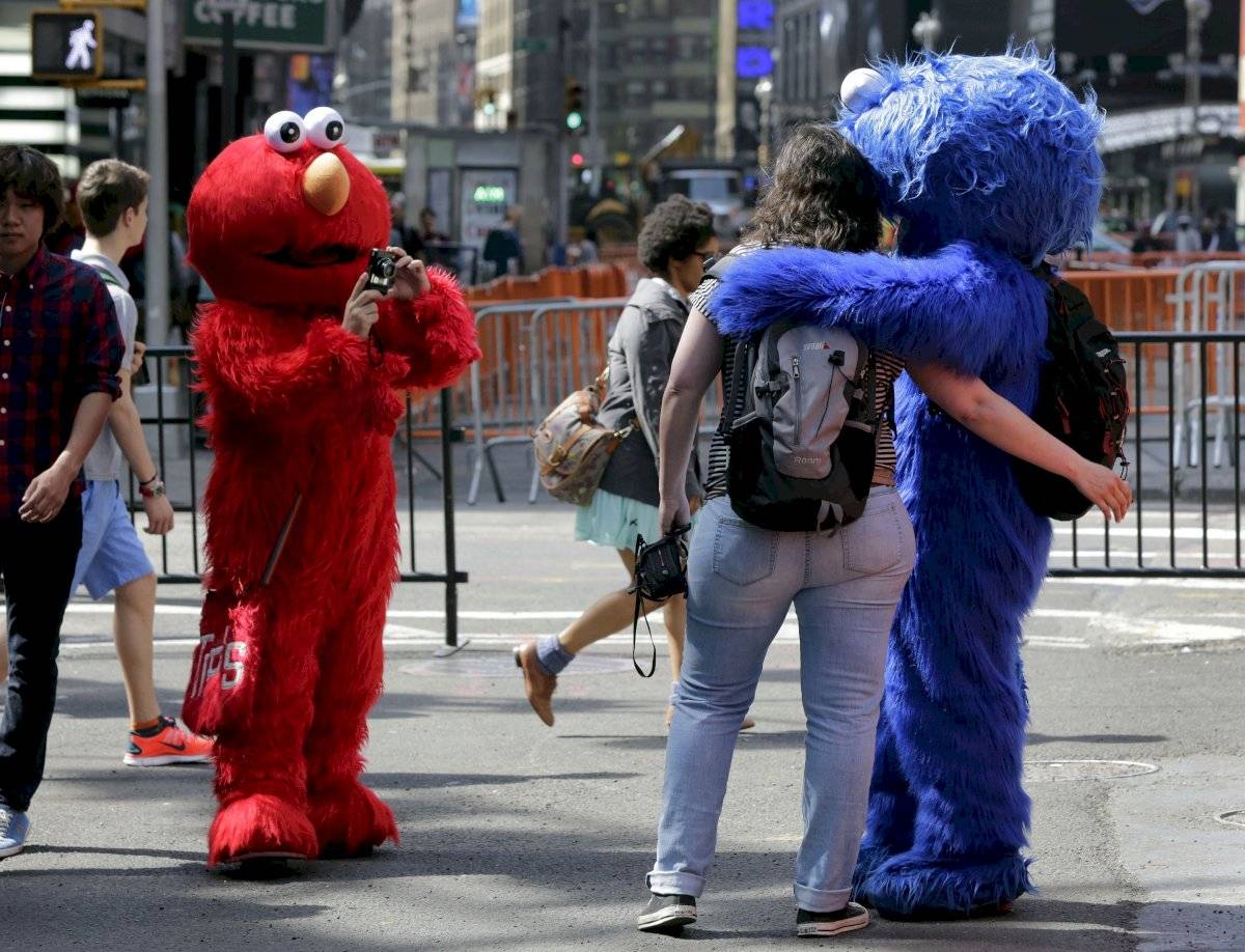 Elmo2
