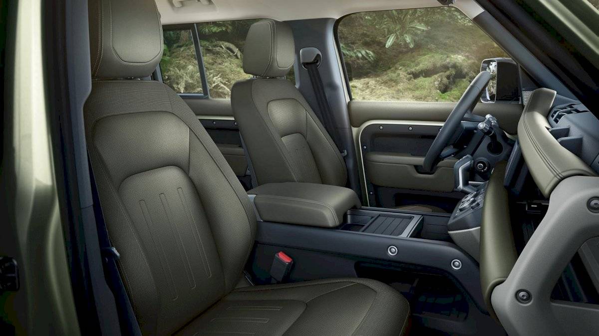Land Rover Defender 2020