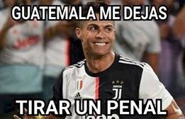 Los memes se hicieron presentes