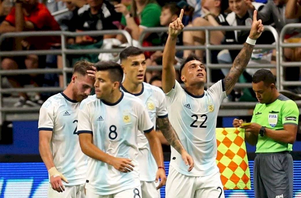 Lautaro Martínez hizo un triplete ante los mexicanos
