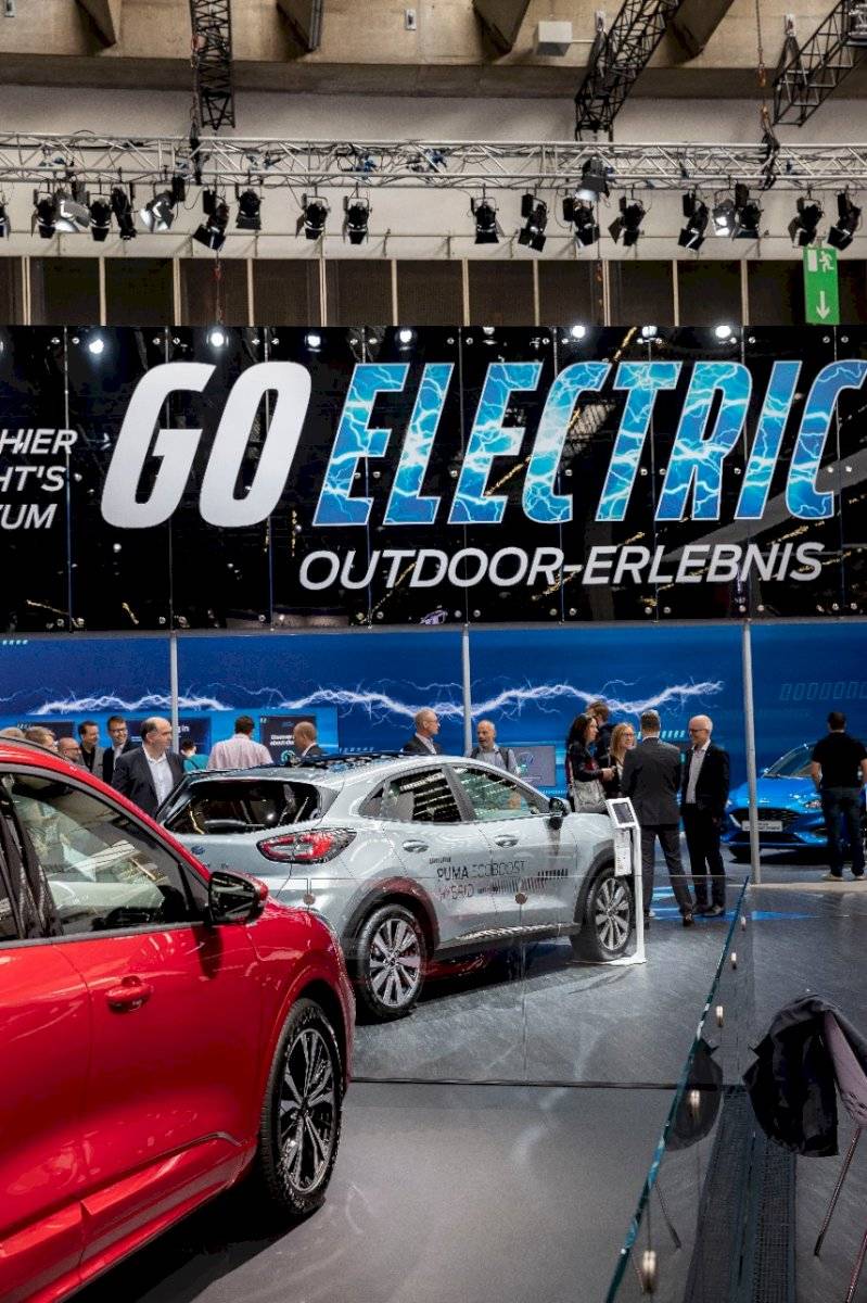 Ford eléctricos e híbridos en Frankfurt.