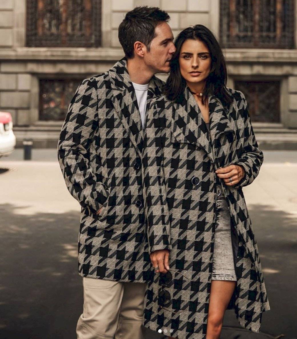 Aislinn Derbez