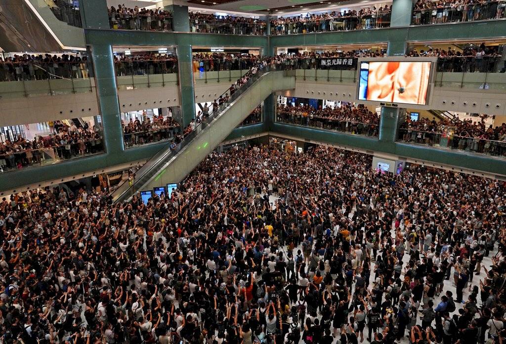 Los manifestantes abarrotaron diversos centros comerciales