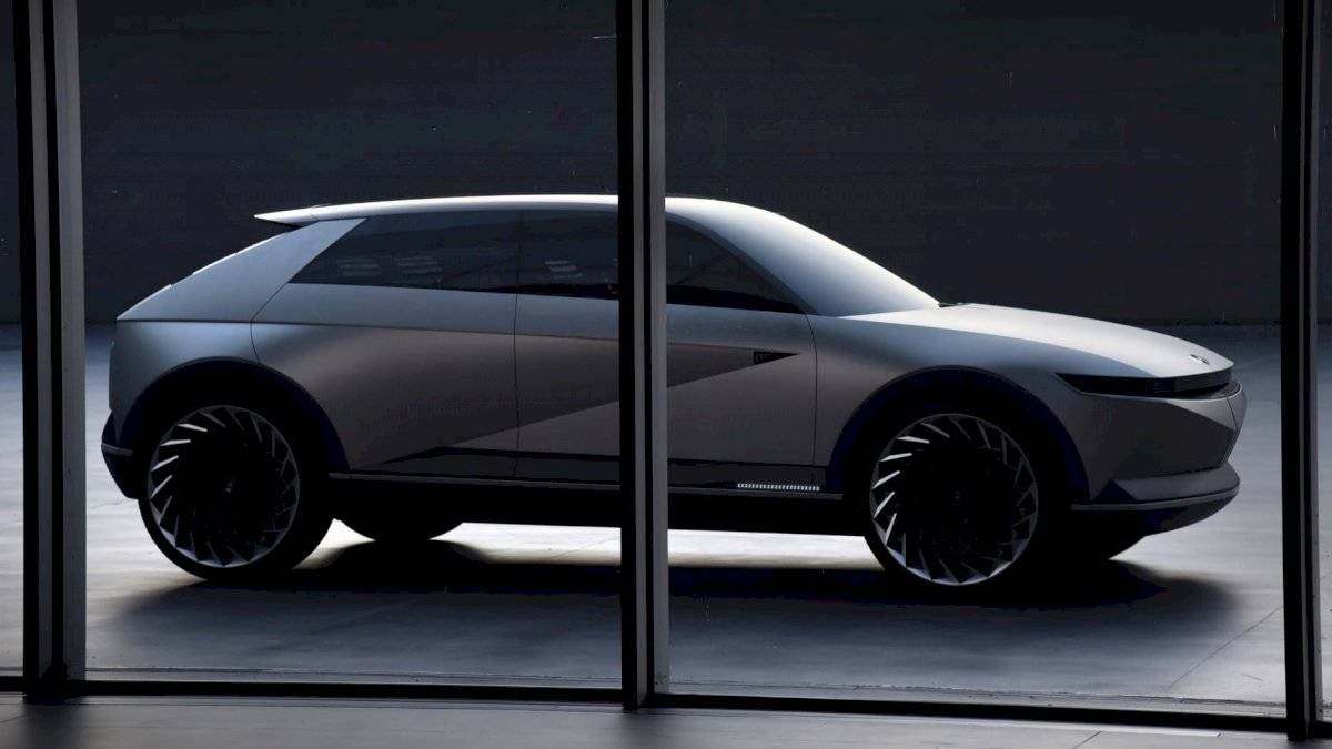 Hyundai 45