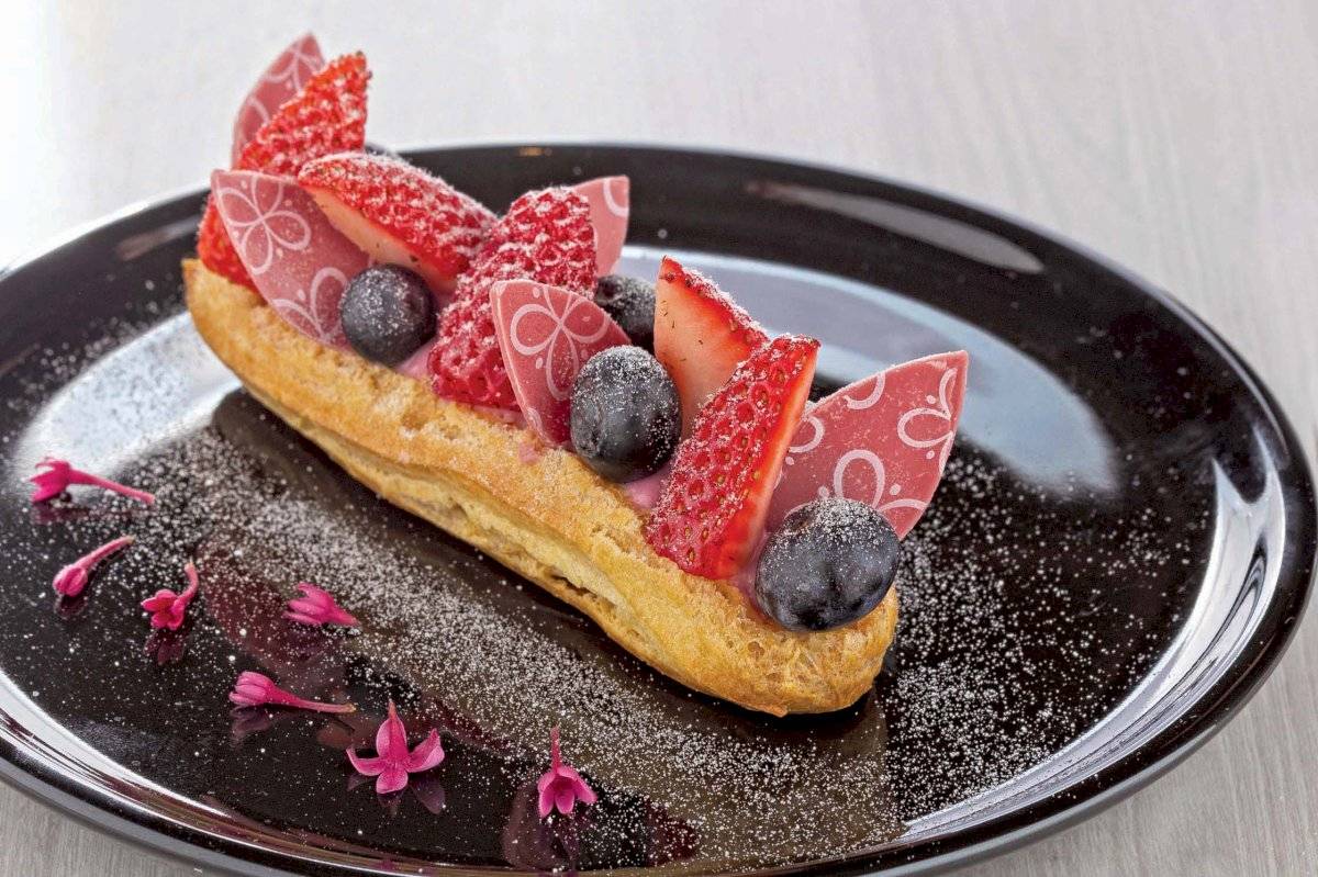 Éclair Ruby, na Dama