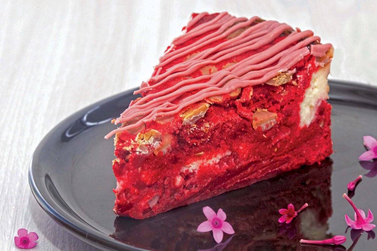 Torta cookie dough Ruby, na Carole Crema