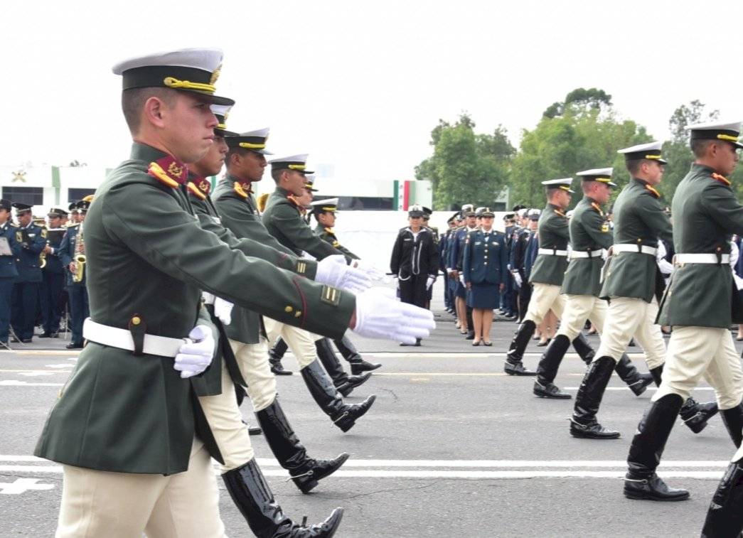Guardia Nacional desfile