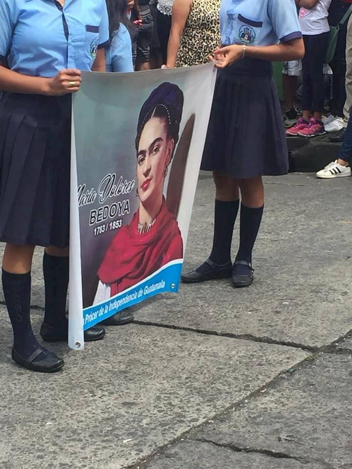 Rostro de María Dolores Bedoya de Molina es confundido con el de Frida Kahlo