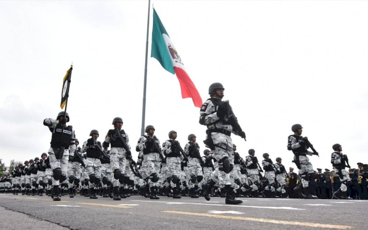 Guardia Nacional Desfile
