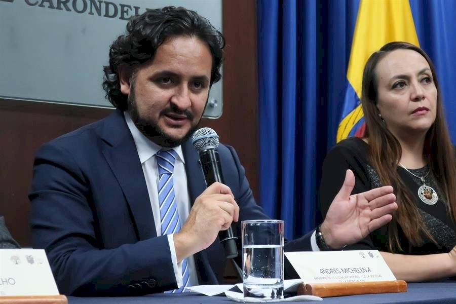 l ministro de Telecomunicaciones de Ecuador, Andrés Michelena