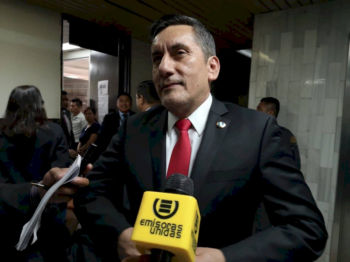diputado Roberto Villate