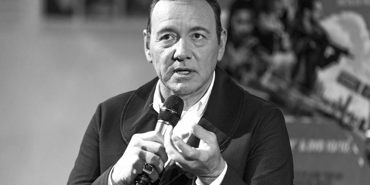 Confirman que masajista que había denunciado a Kevin Spacey por agresión sexual está muerto
