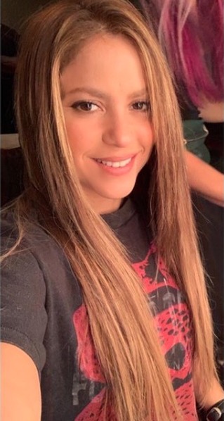 Shakira Shakira