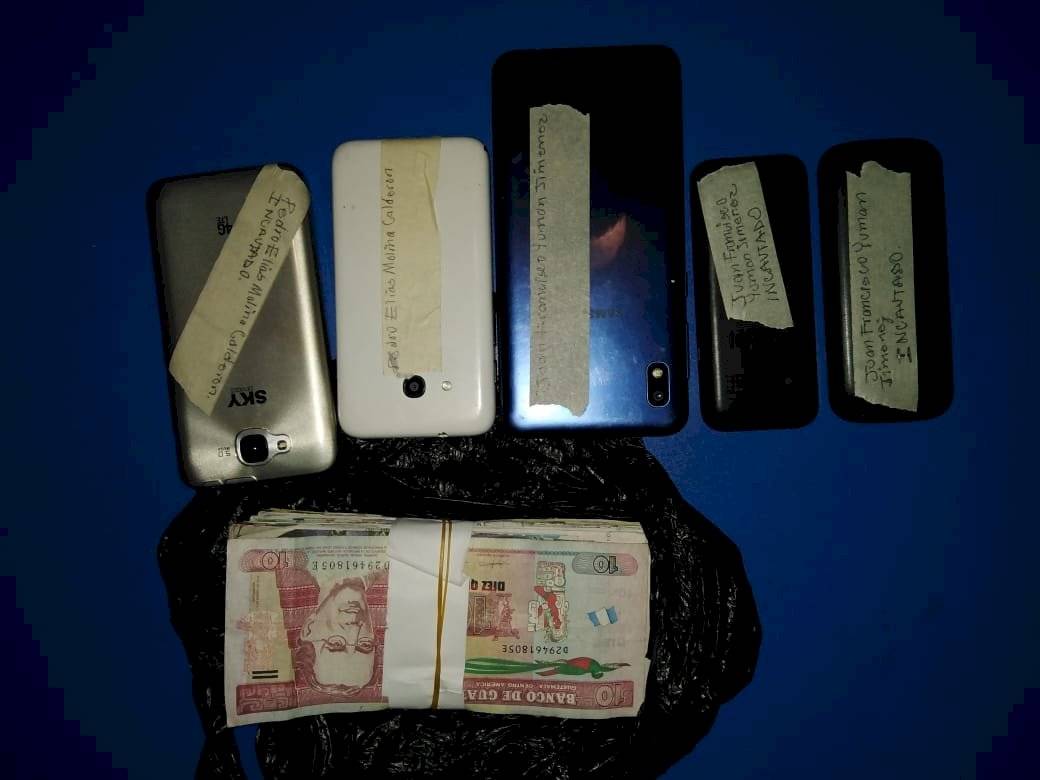 Dinero extorsiones