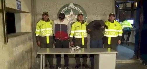 Tres hombres se metieron a una casa para robar una camioneta en Bogotá