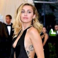 Miley Cyrus revela que prefiere a las mujeres y esta es la razón
