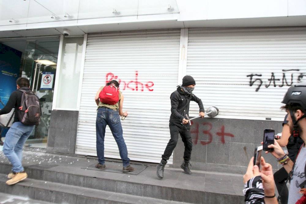 marcha 5 años de Ayotzinapa