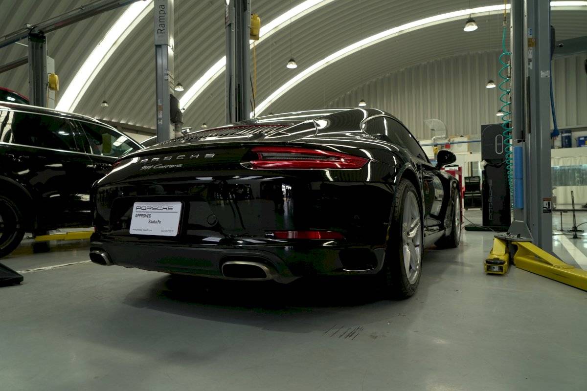 Porsche Pre-owned Car Centre