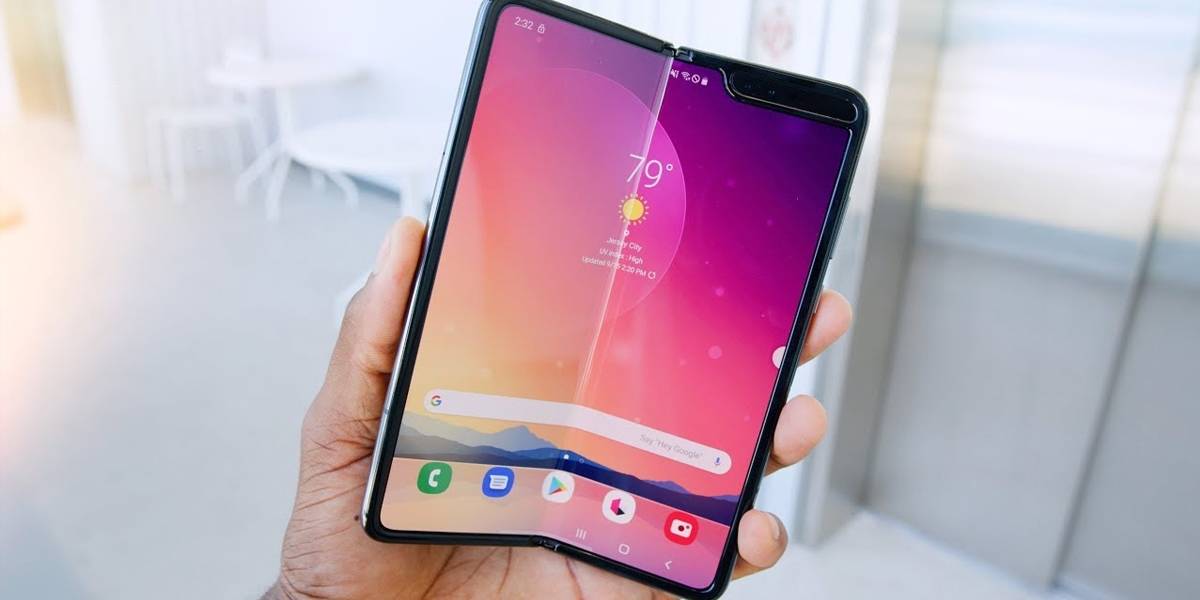 Es un fiasco: Samsung Galaxy Fold daña su pantalla tras un solo día de uso