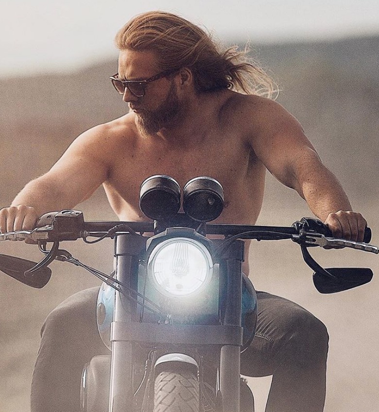 Instagram Lasse L. Matberg Instagram Lasse L. Matberg