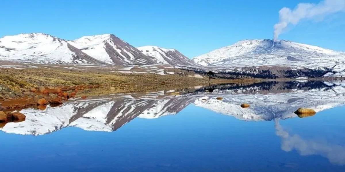 Chile: Declaran alerta naranja en Volcán Copahue por aumento de su actividad