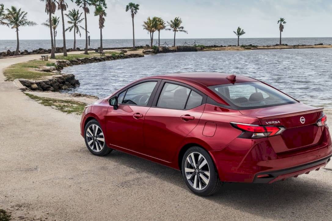 Nissan Versa 2020
